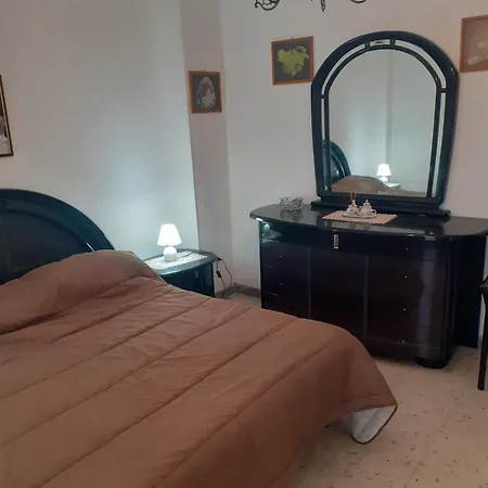 Casa Nuvola Rossa Kr7 * Crotone