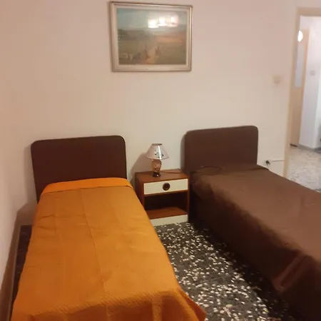 Casa Nuvola Rossa Kr7 Apartment *