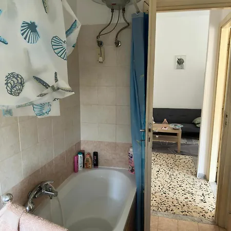 Casa Nuvola Rossa Kr7 * 크로토네