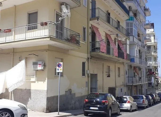 Casa Nuvola Rossa Kr7 公寓 *