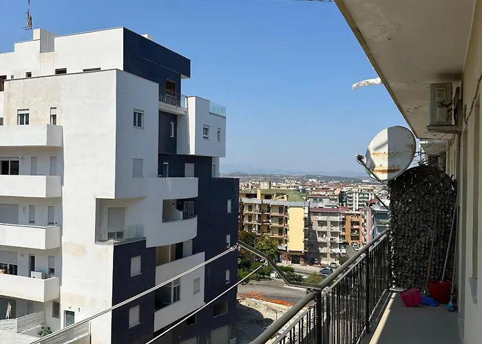 Casa Nuvola Rossa Kr7 * 克罗托内